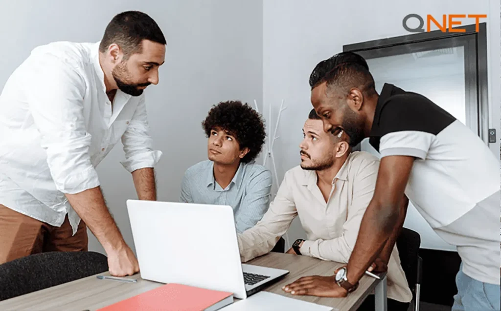 A team of entrepreneurs brainstorming and discussing