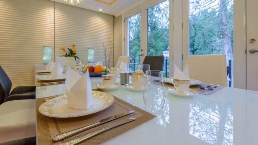 Why Premium Porcelain Tableware Has Become a Modern Status Symbol